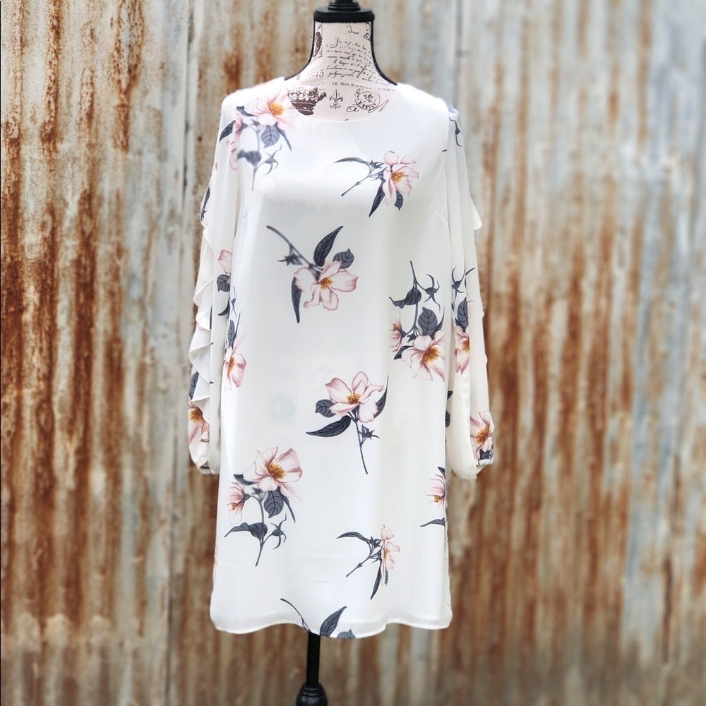 SUGAR + LIPS, Floral Print Dress - Picture 2 of 9